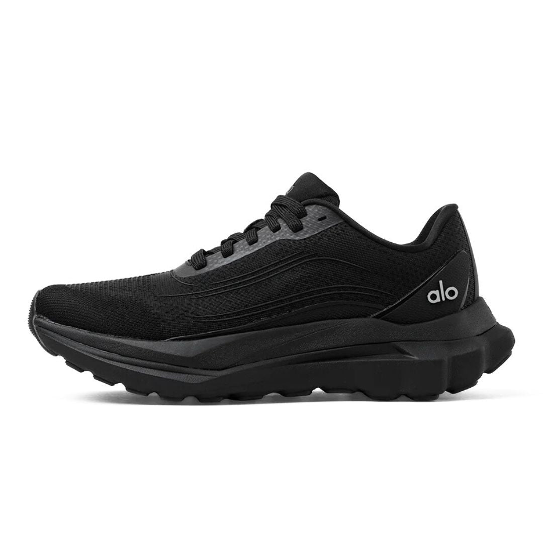 Alo Yoga Alo Runner ランニングシューズ ブラック Alo Runner Trainer Blk Performance Shoe – JLOOD.COM