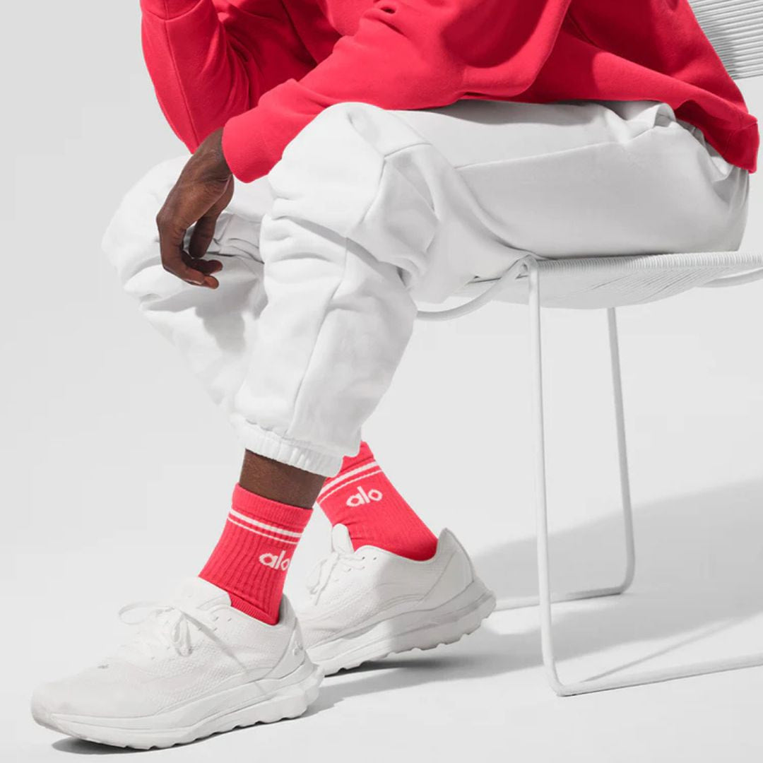 Alo Yoga Unisex Half-Crew Throwback Sock - RED