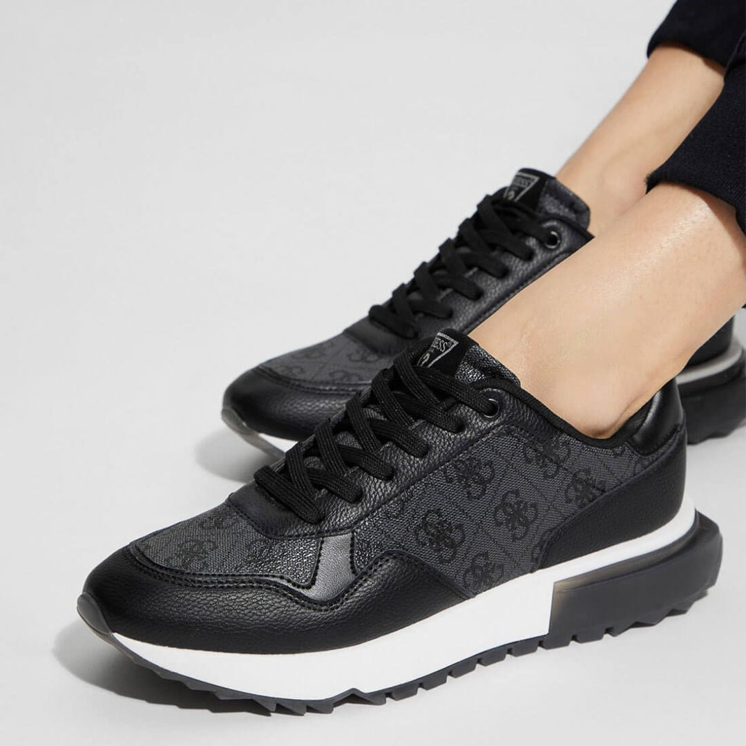 GUESS Melany Logo Sneakers Women - BLK