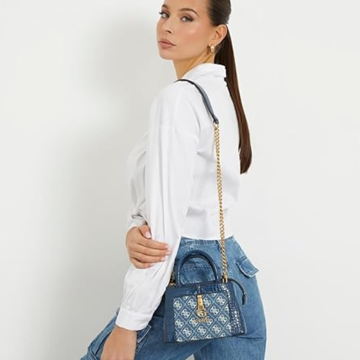 GUESS womens G JAMES LOGO Handbag BLU - Blue