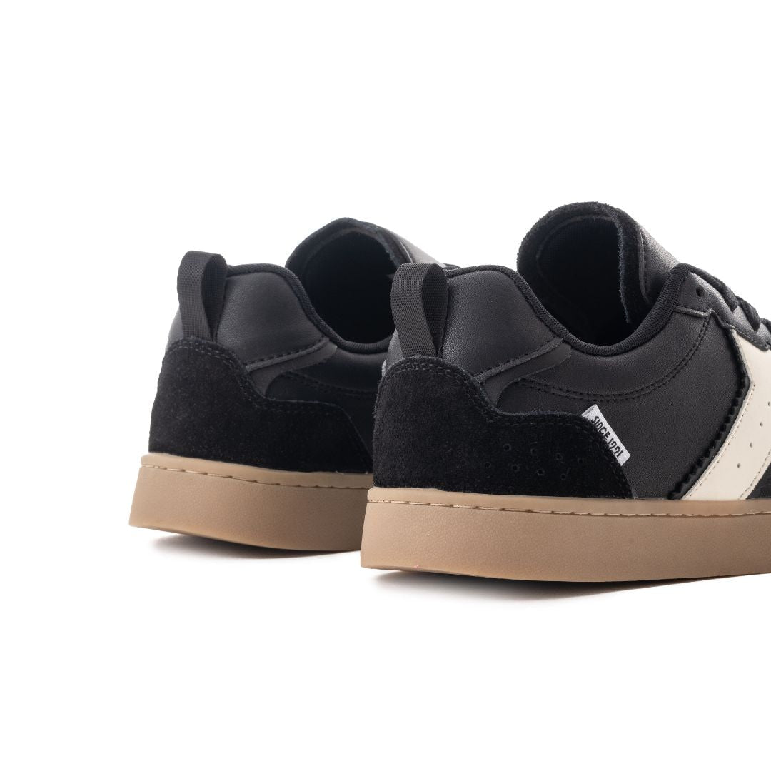 Pull & Bear Contrast Retro Trainers 1312-340- BLK