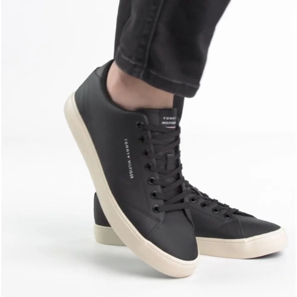 Tommy Hilfiger Hi Vulc Core Low LTH Men FM0FM04687-BLK - Shoes