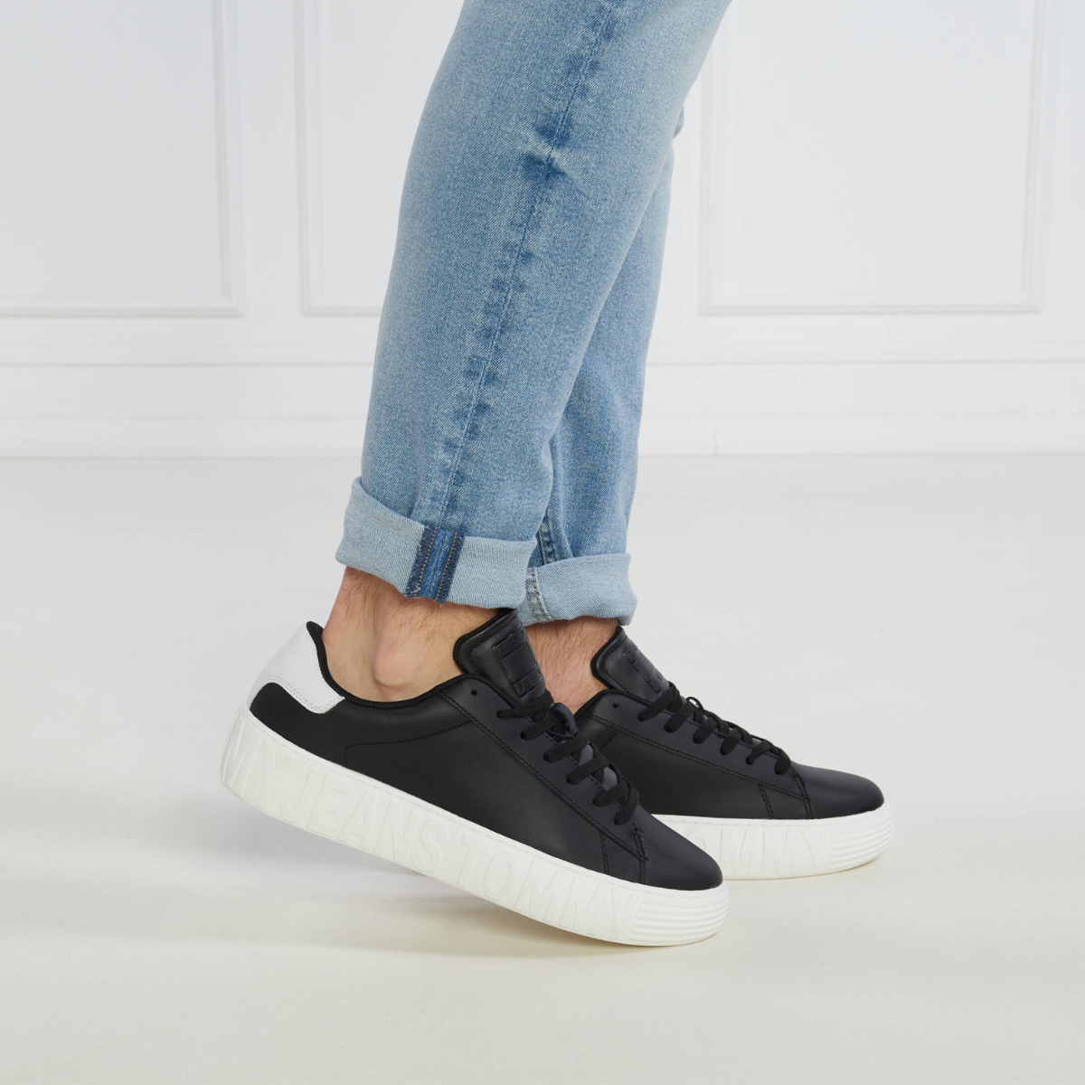 Tommy Hilfiger Jeans Sneakers Leather Outsole EM0EM01159-BLK