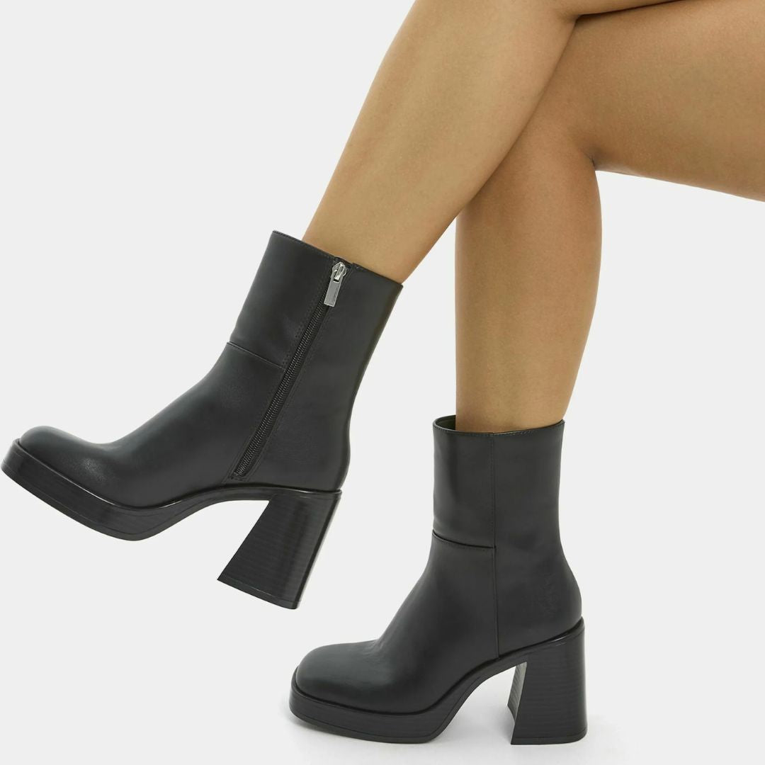 Bershka Block-Heel Platform Boots 1110-460-040-BLK