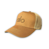 Alo Yoga Cotton District Trucker Hat - Beige