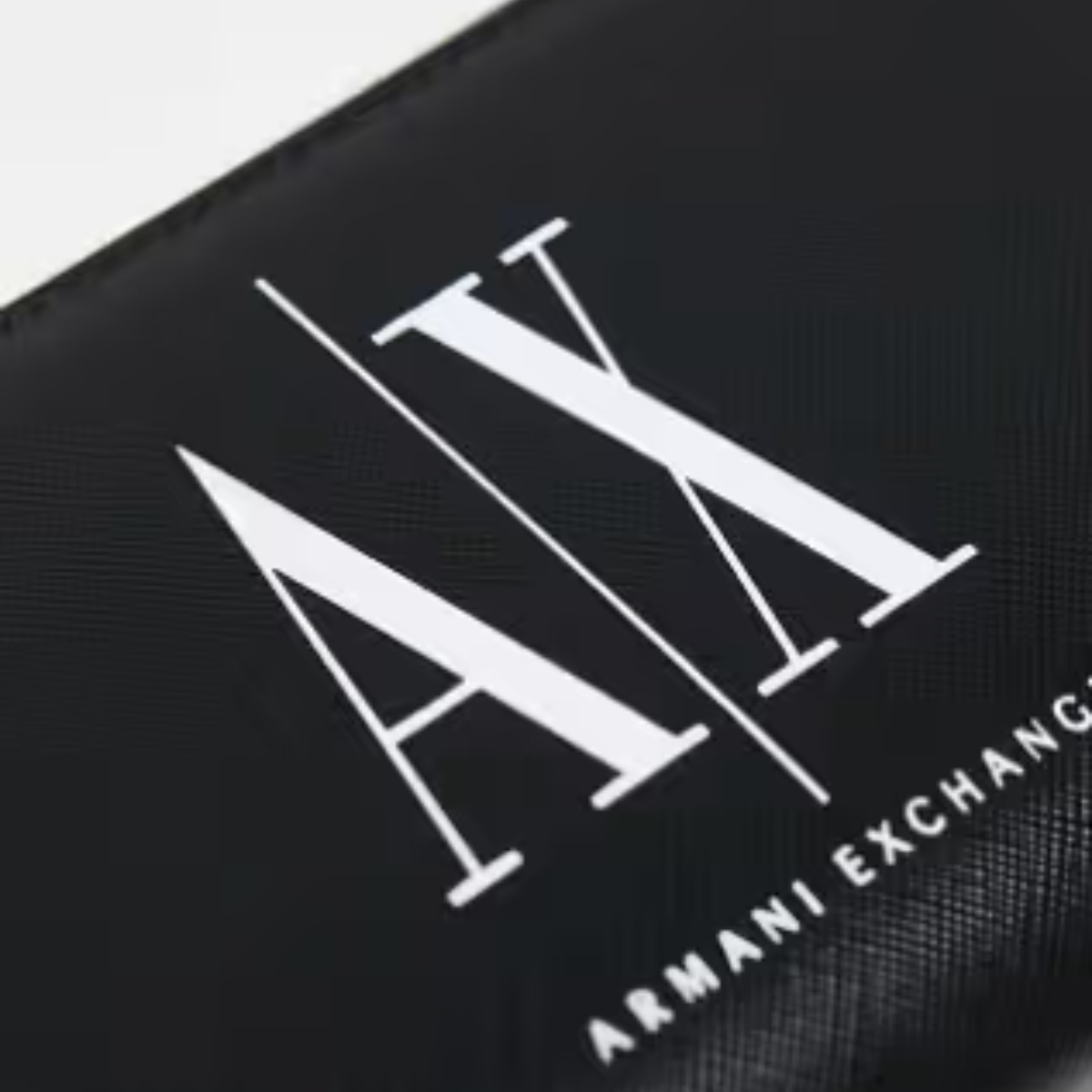 ARMANI Armani Exchange leather zip round Wallet Men - BLK - Black