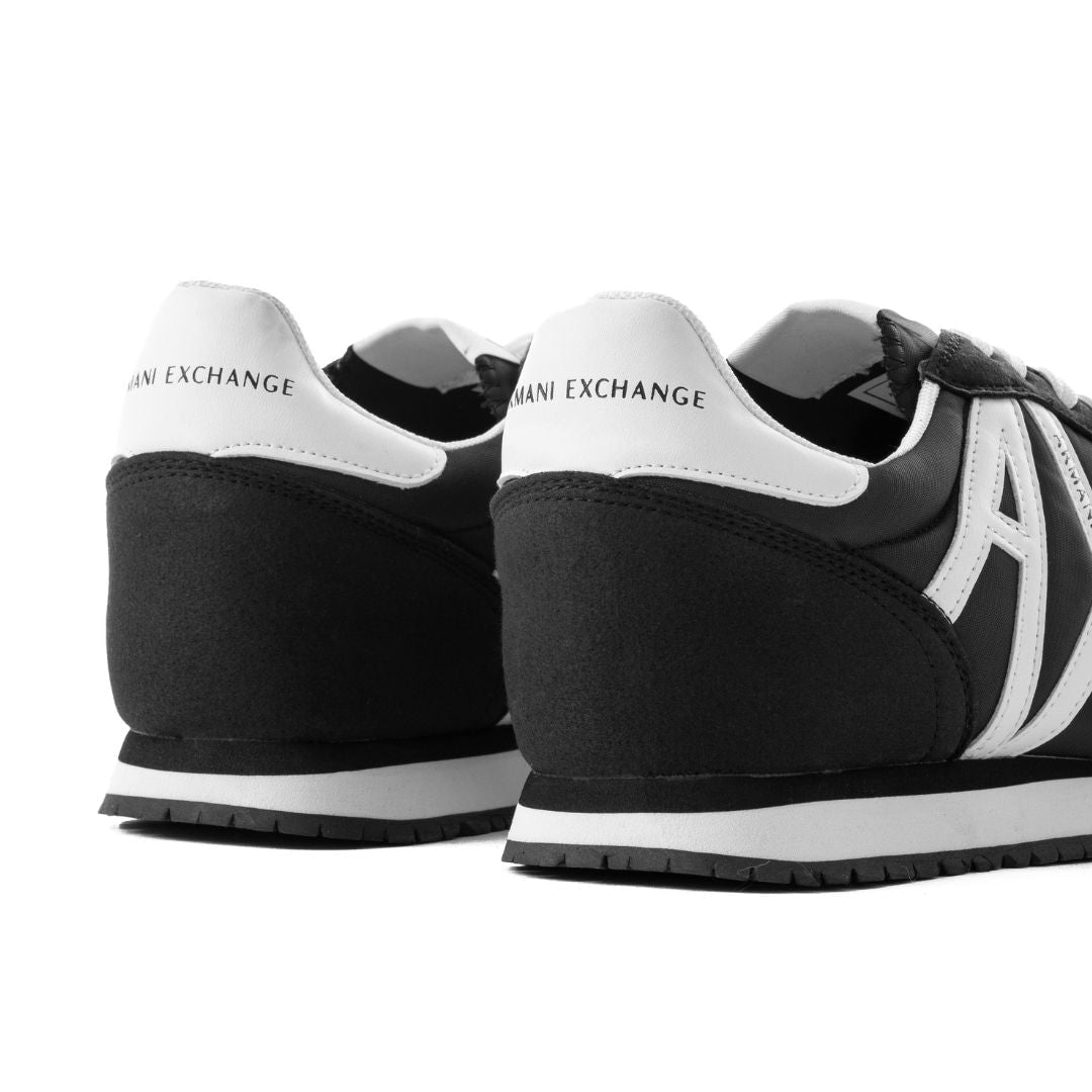 ARMANI EXCHANGE Logo Lace-Up XUX017 Sneakers - BLKWHT