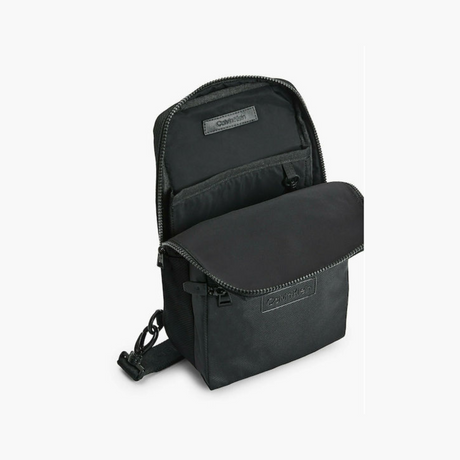 Calvin Klein Chest Bag K50K507336 - Black - Black