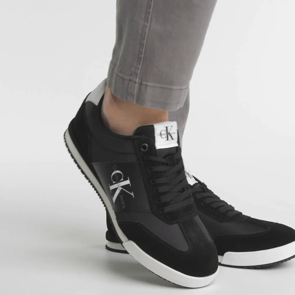 Calvin Klein Jeans Low Profile Mono Essential YM0YM00686-BLK