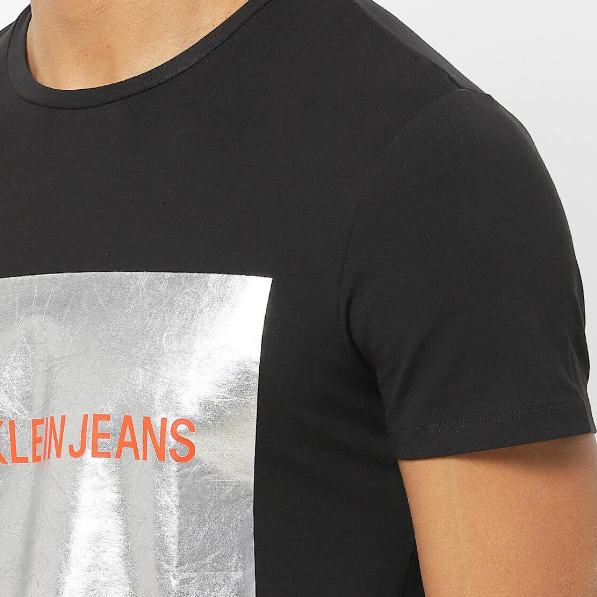 Calvin Klein JEANS Printed Slim Fit Crew-Neck T-shirt
