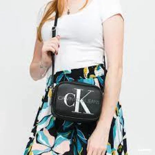 Sculpted camera bag calvin klein sale