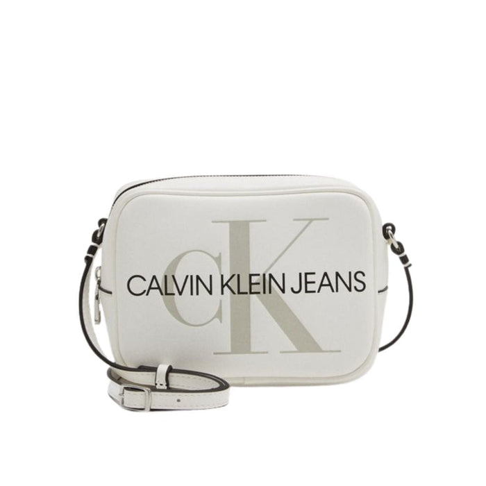 Calvin Klein Jeans Sculpted Camera Bag - White - Bags