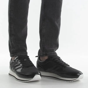 Calvin Klein Low Top Lace Up Jaq Mono Trainer HM0HM01343-BLKWHT - 44 / Black - Shoes