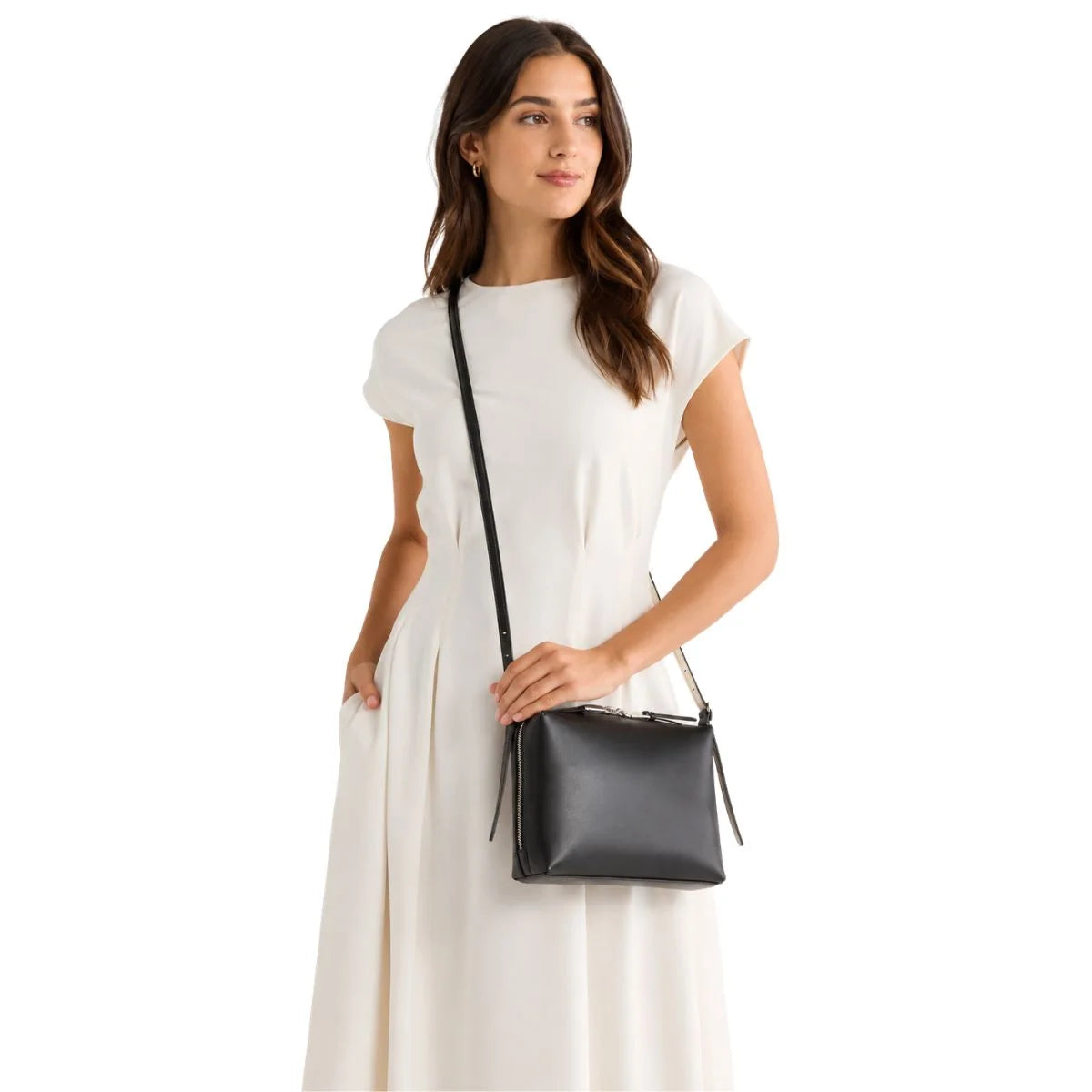 Calvin Klein Lowne Leather Crossbody Bag Women - BLK - Black