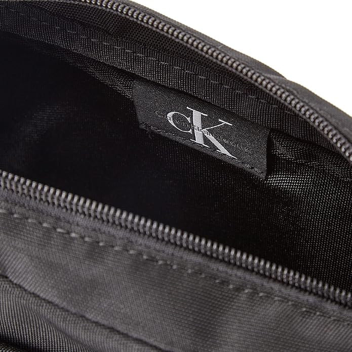 Calvin klein Sport Essentials Camera Bag K50K509827 - BLK - Black