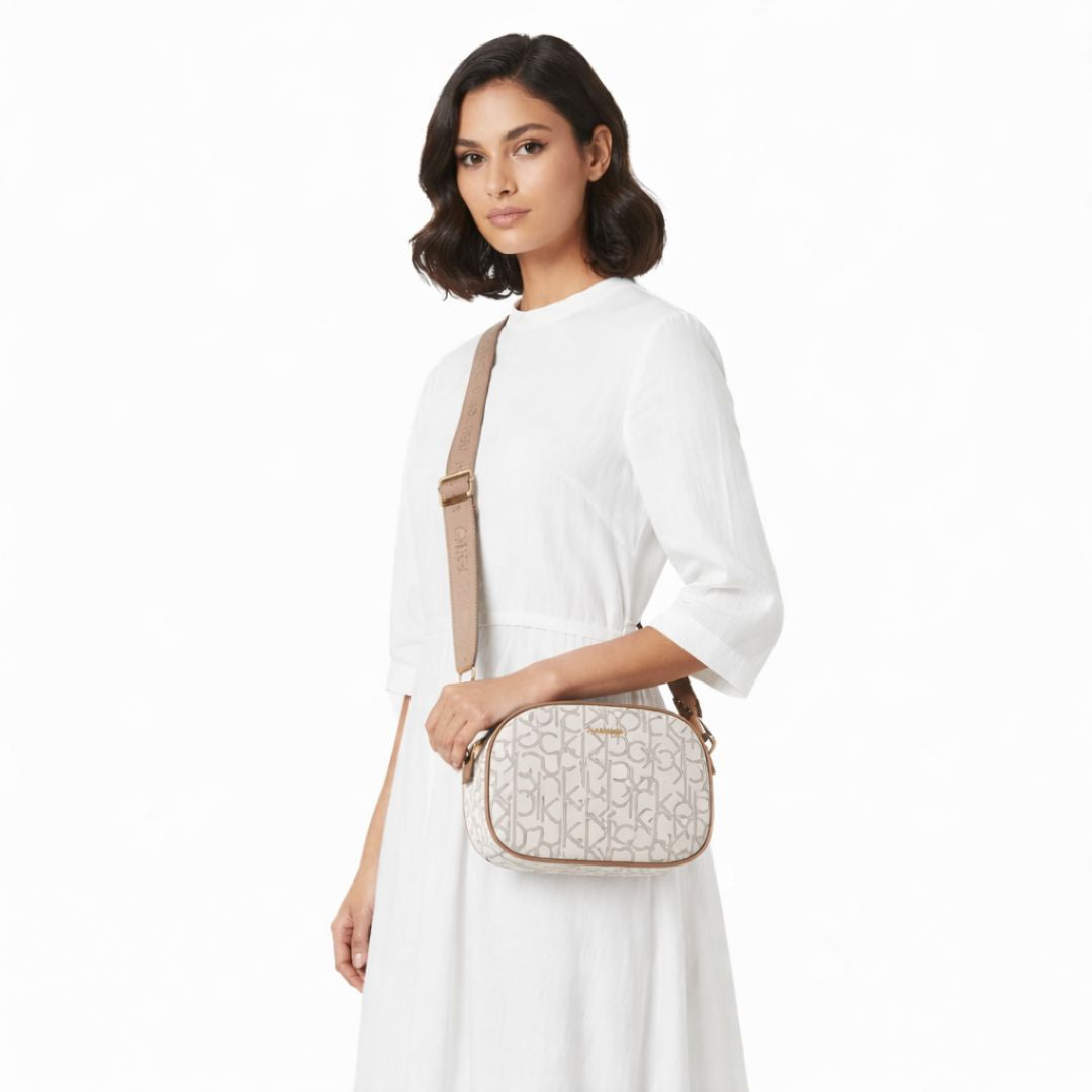 Calvin Klein Ultralight Saddle Handbag Women - BEG - Beige