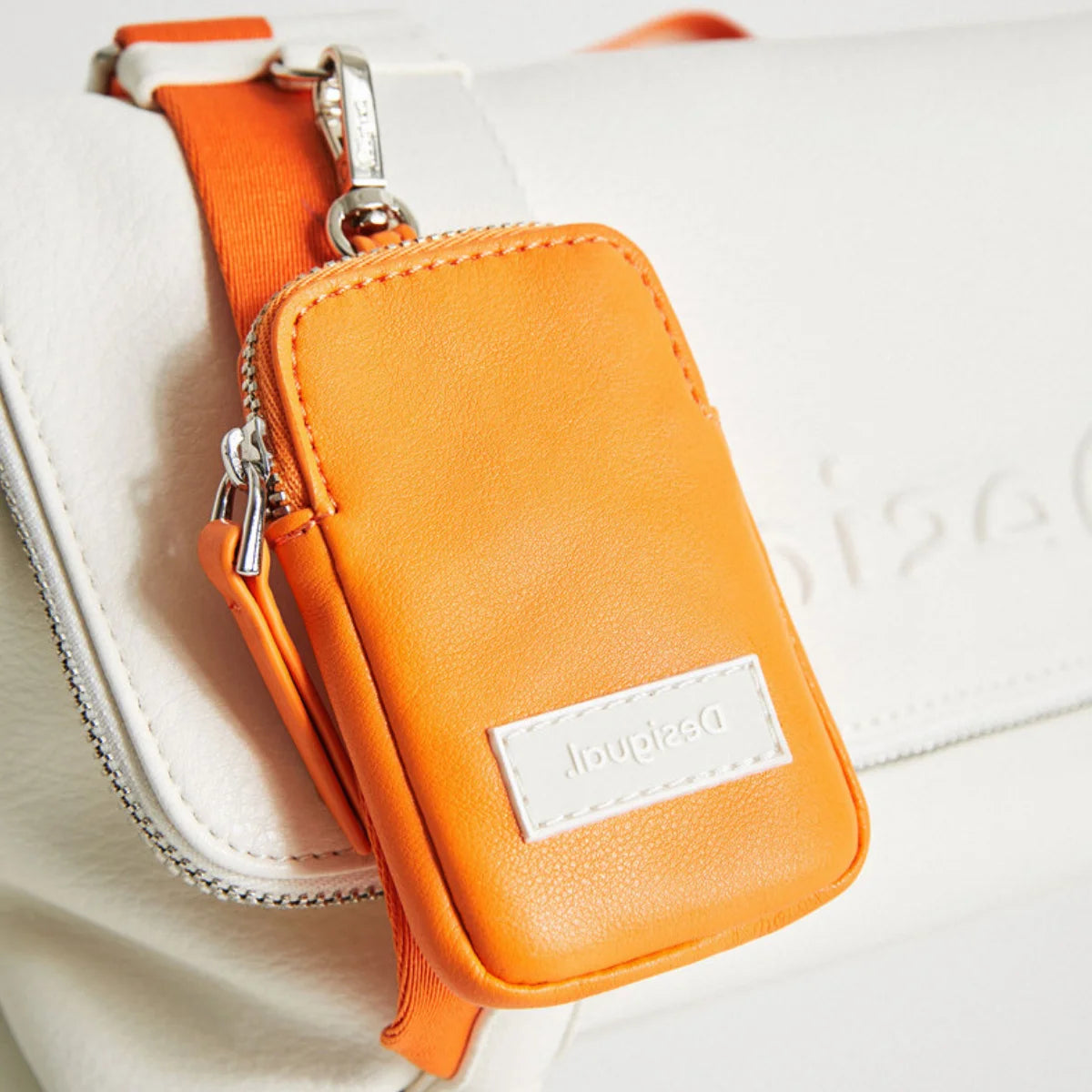 Desigual Bols_Embossed Half Venecia Logo- WHT - White