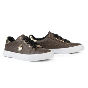 GBG Los Angeles Oddly Sneakers Women - BRNGLD
