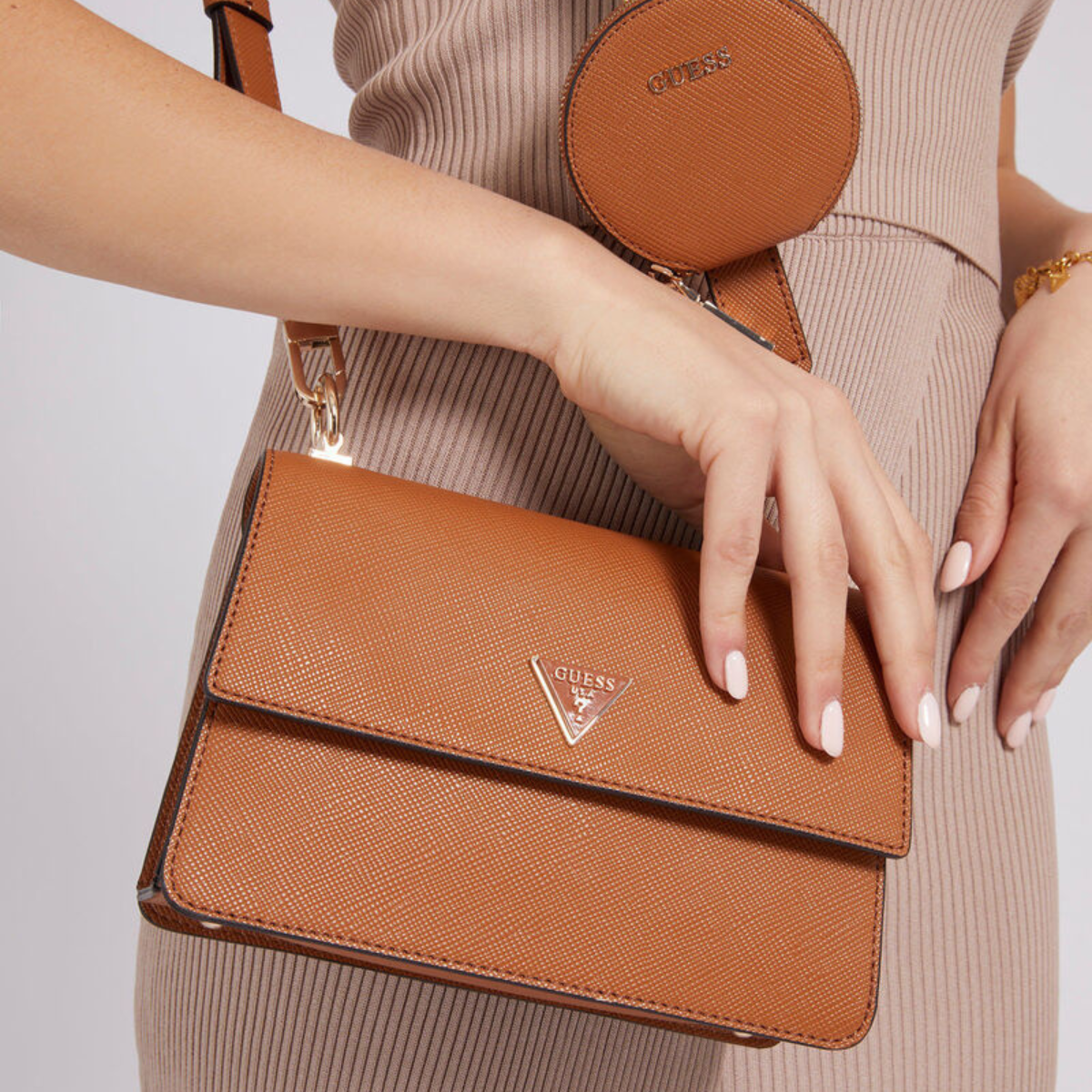 GUESS Alexie Crossbody Flap bag Shoulder Bag Women - TAN - Tan