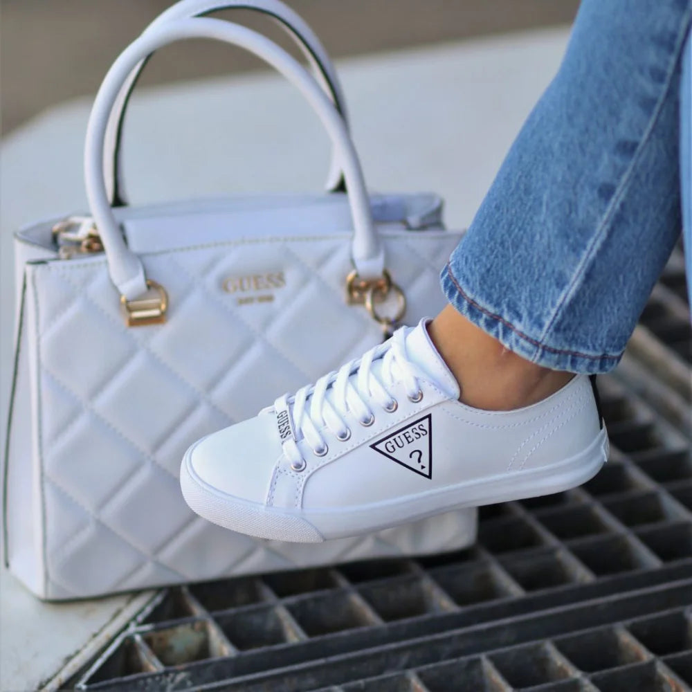 GUESS Caught Logo Sneakers Women - WHT White / 38 Shoes