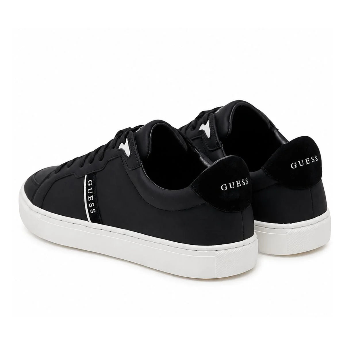GUESS FMTTO4 ELE12 Sneakers Men - BLK