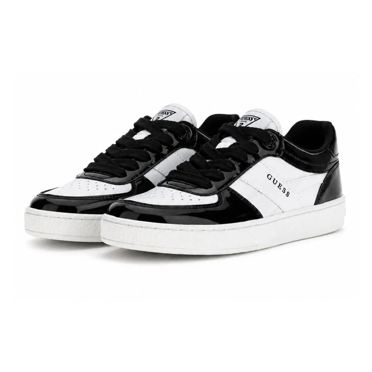 GUESS Naima Low-Top Sneakers Women - BLK - Black / 35