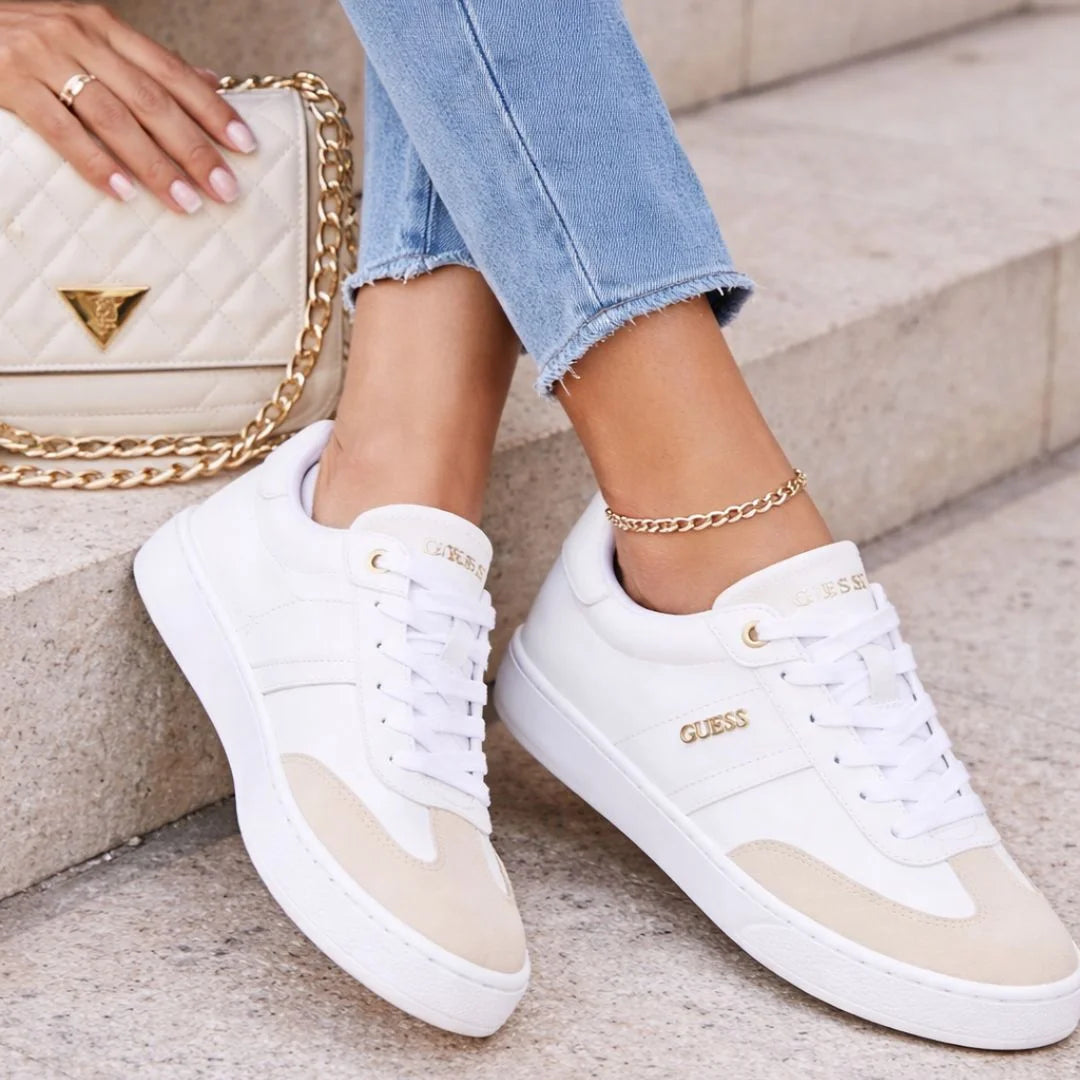 GUESS Naoko3 Sneakers Women - WHT