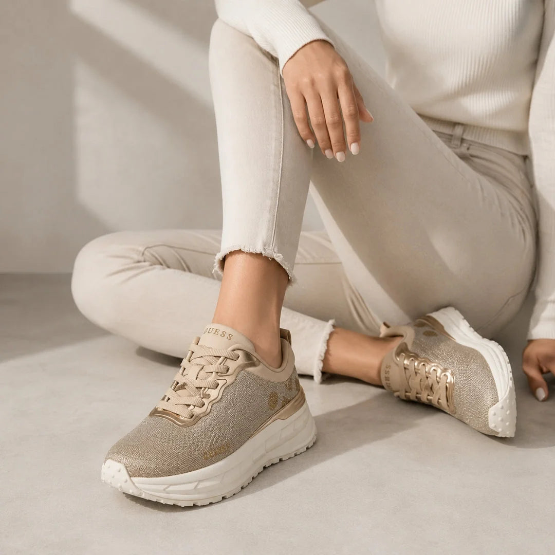 GUESS Runit 3 Sneakers Women - GLD