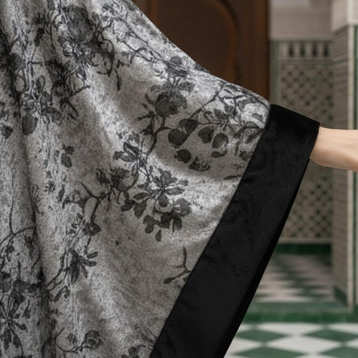 JLOOD Ramadan Kaftan - BLK - Black / One size