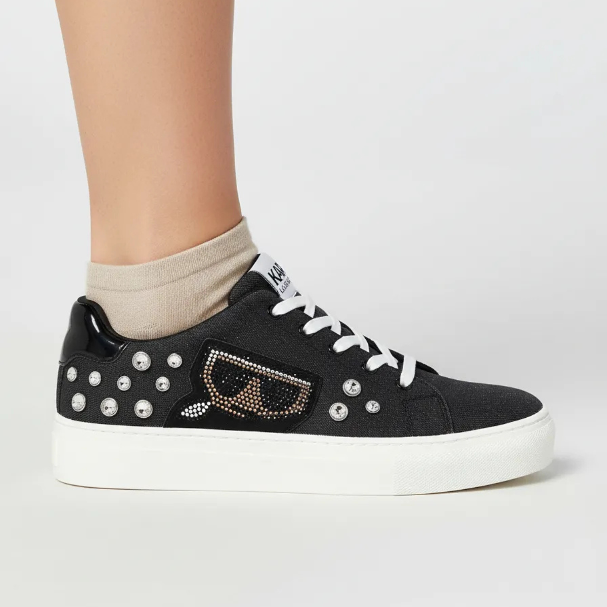 KARL LAGERFELD PARIS Cate Pins Sneakers Women - BLK