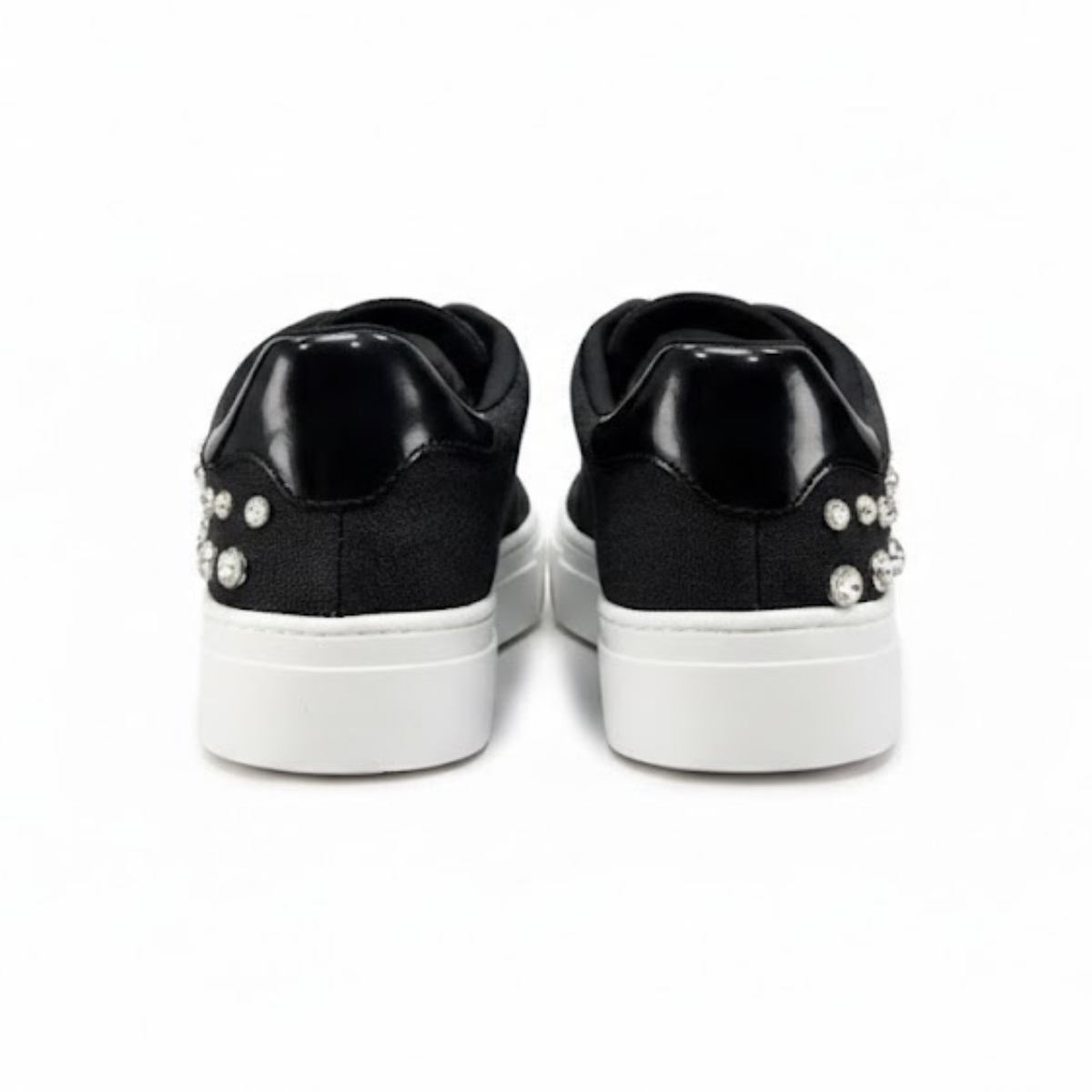 KARL LAGERFELD PARIS Cate Pins Sneakers Women - BLK