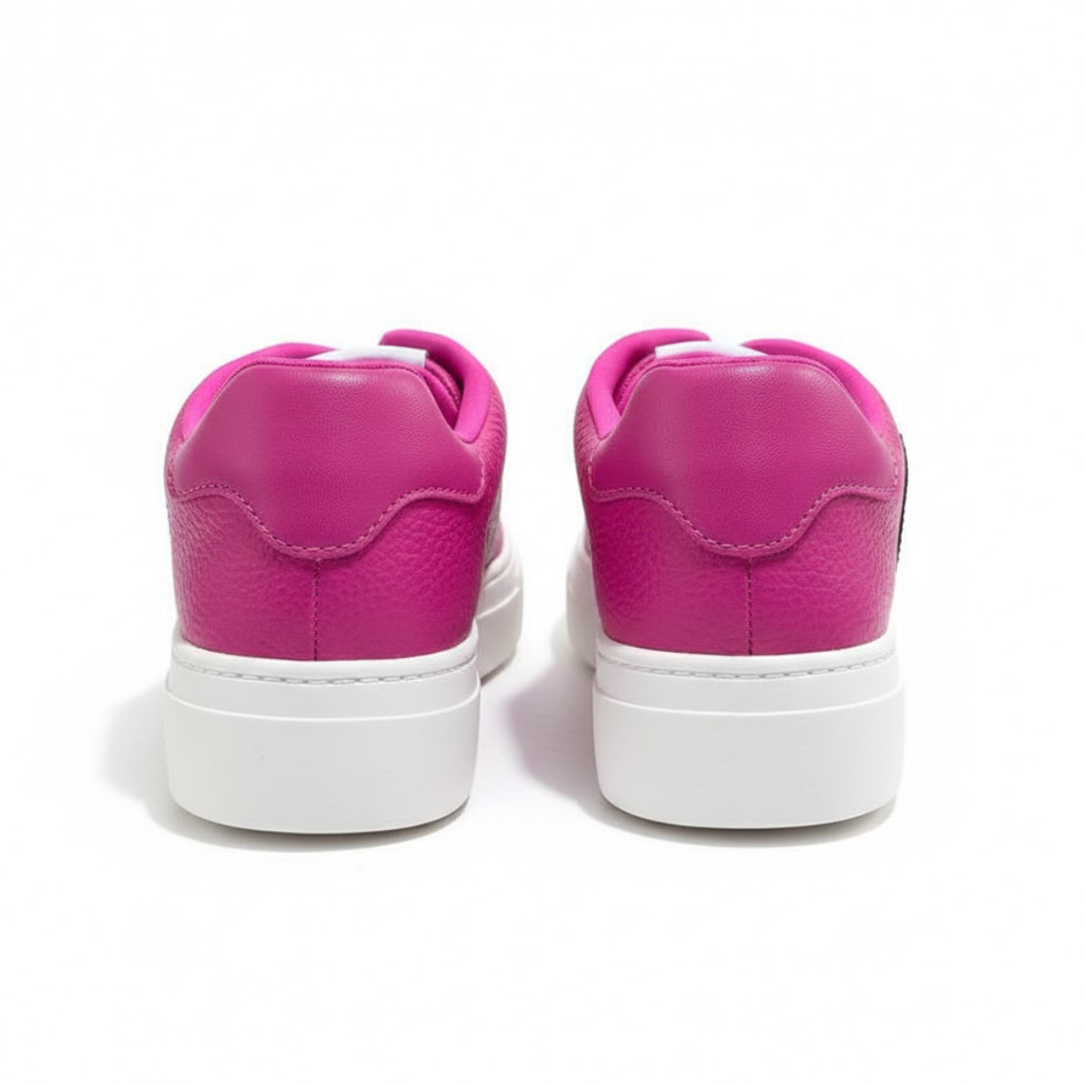 KARL LAGERFELD PARIS Cate Pins2 Sneakers Women - PNK