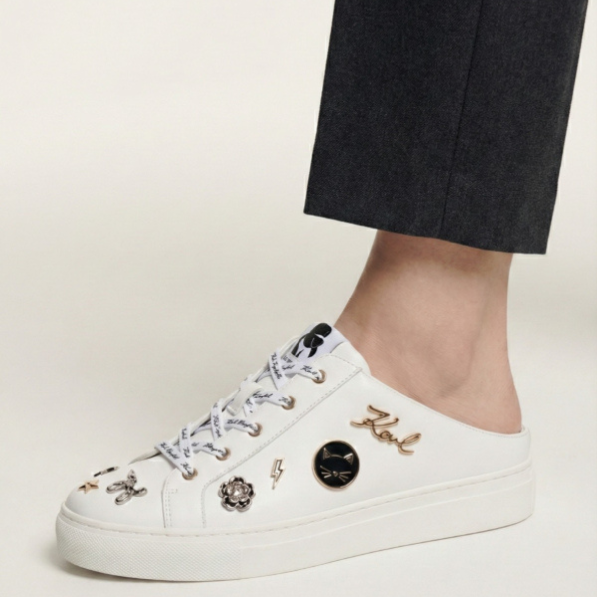 KARL LAGERFELD PARIS Cordelia Mules Sneakers Women - WHT