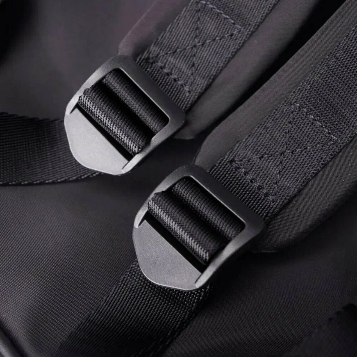 Karl Lagerfeld Paris RUE ST-GUILLAUME NYLON BACKPACK - BLK - Black