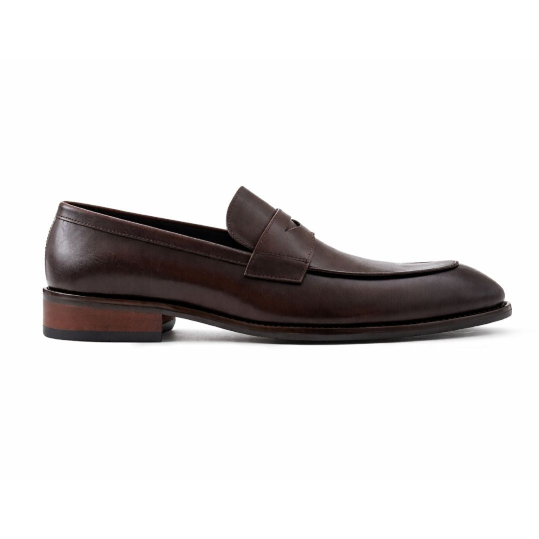 OURTHREE Roger Leather Loafers Men - BRN