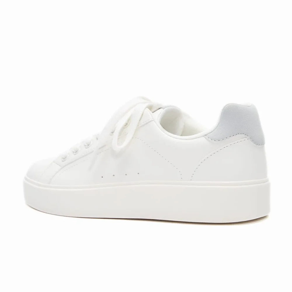 Pull & Bear Basic Lace-Up With Details Trainers Women 1350-240-004-WHT