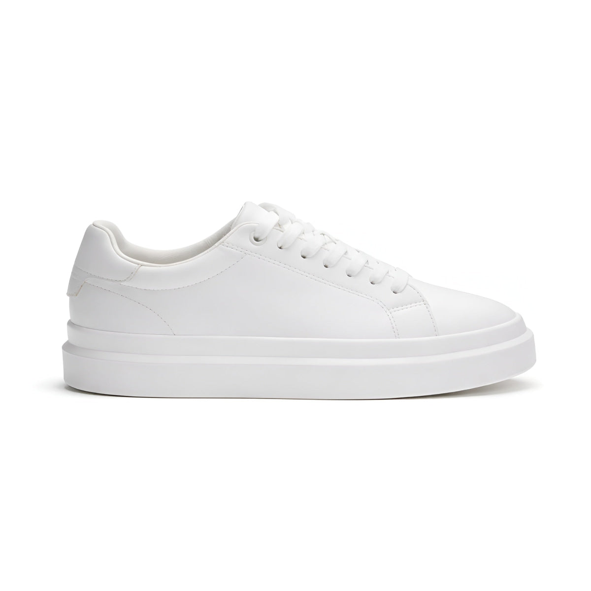 Pull & Bear Chunky Sole Sneakers Men 2204-340-WHT - White / 40