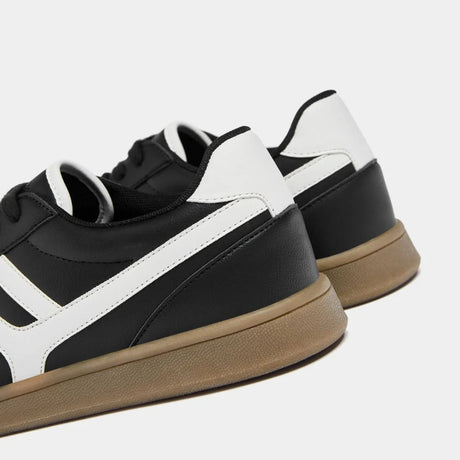 Pull & Bear Contrast Retro Trainers - BLK - Shoes