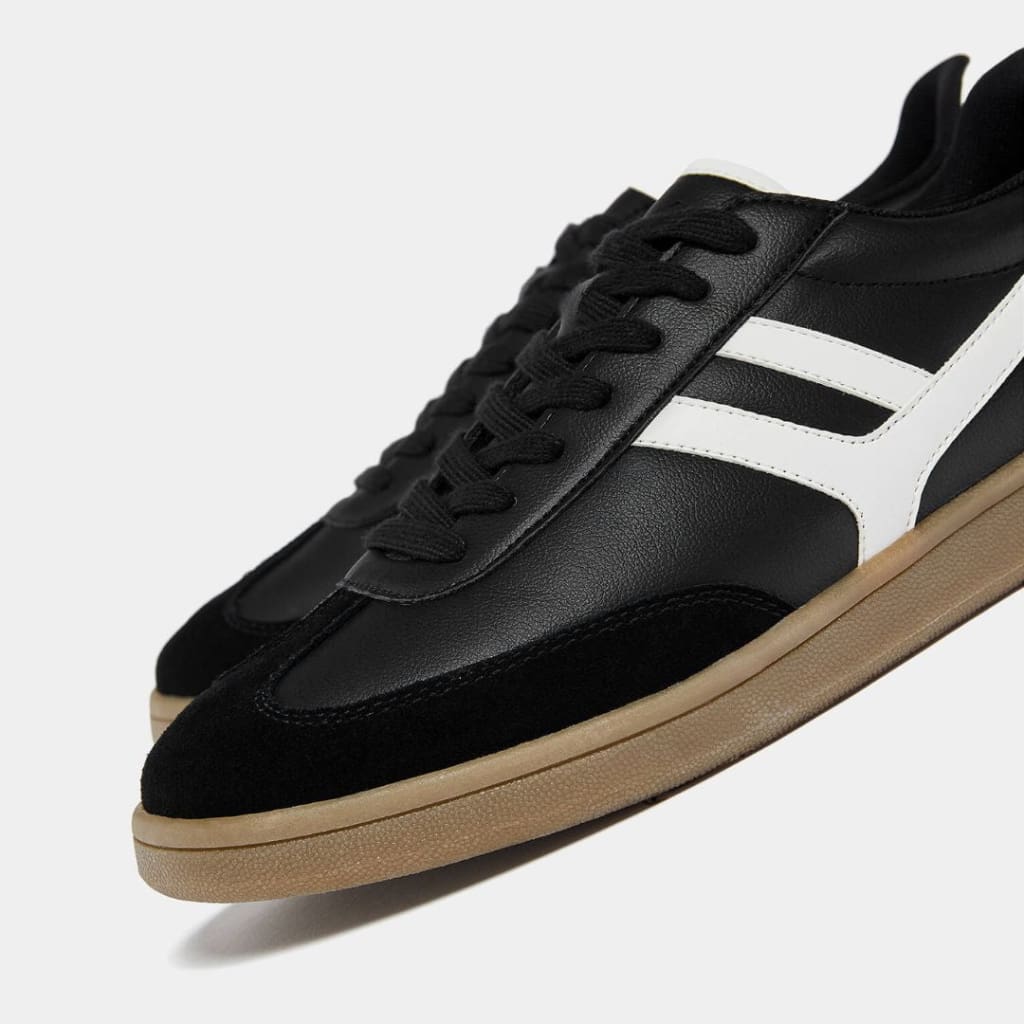 Pull & Bear Contrast Retro Trainers - BLK - Shoes