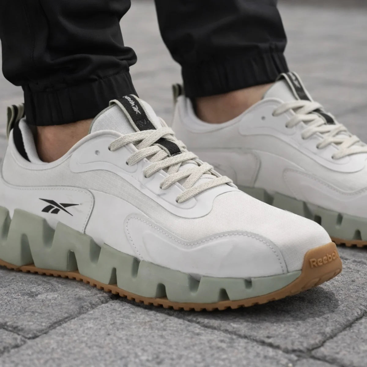 Reebok Zig Dynamica Trainers Men - WHT