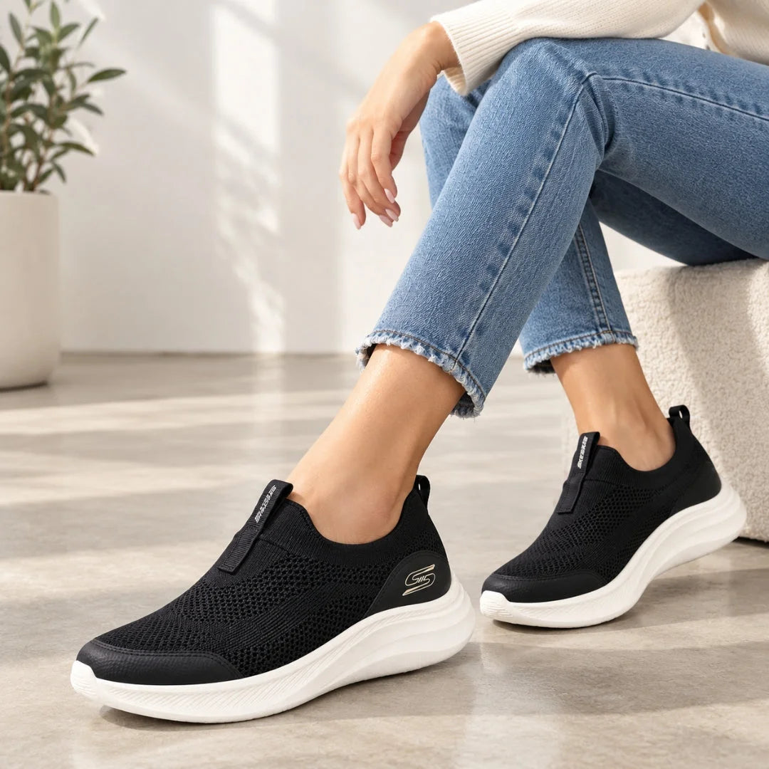 SKECHERS Bobs Slip-On Sneakers Women - BLK