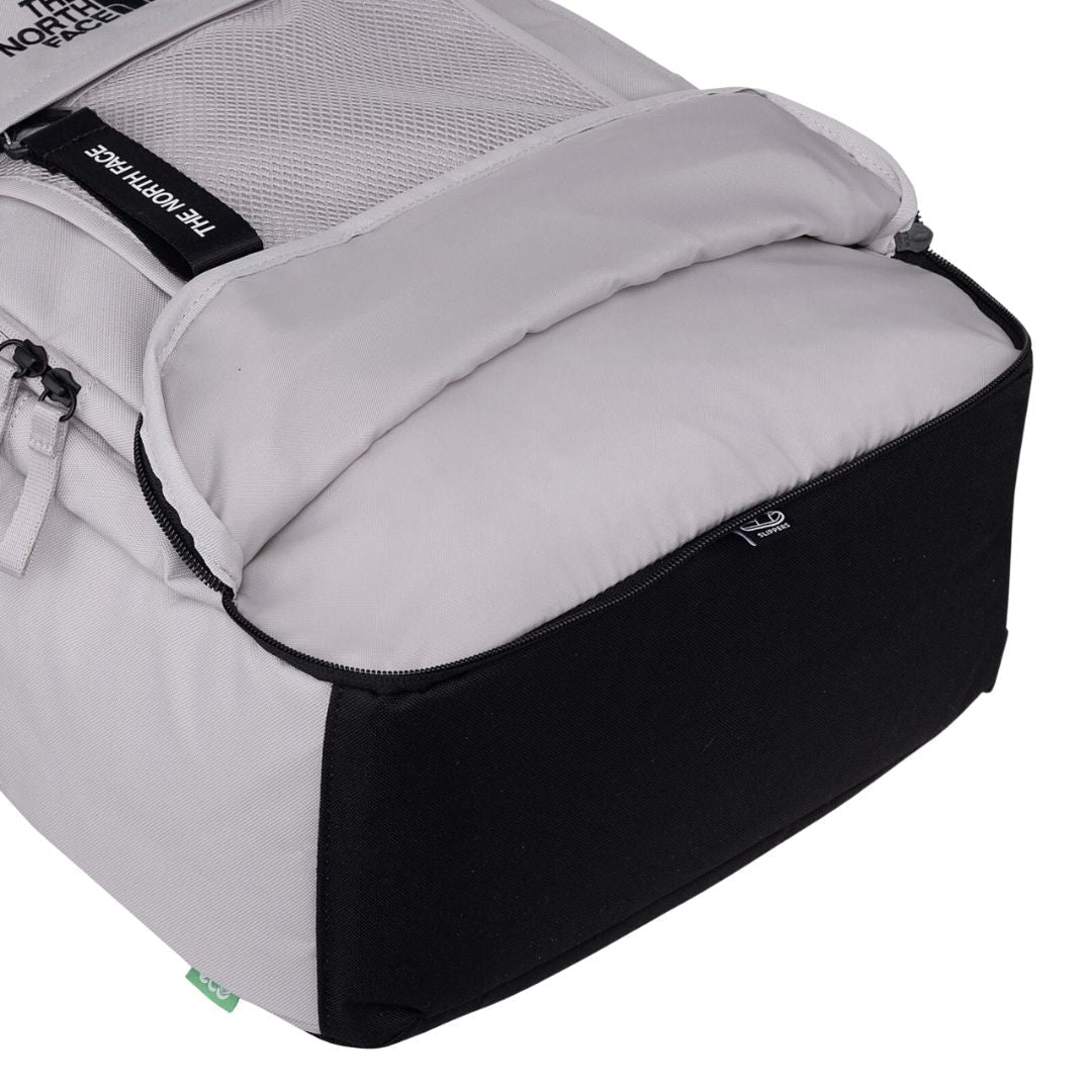 The North Face Standard Dual Backpack NM2DR04J-CRM - Cream