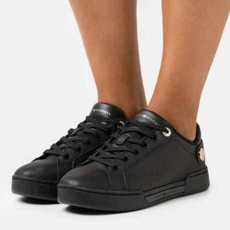 Tommy Hilfiger Button Detail Court Sneaker Women - BLK - Shoes