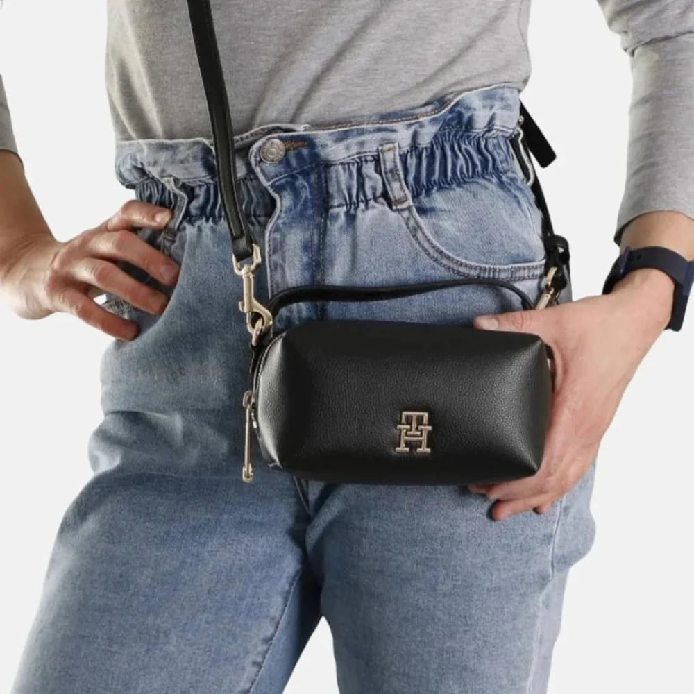 Tommy Hilfiger Casual crossbody bag AW0AW14511-BLK - Black