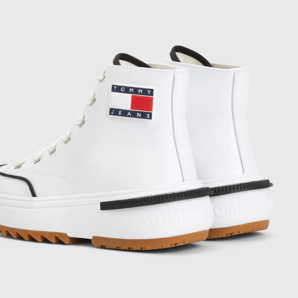 Tommy Hilfiger Chunky Cleat Leather Trainers Women - WHT - Shoes