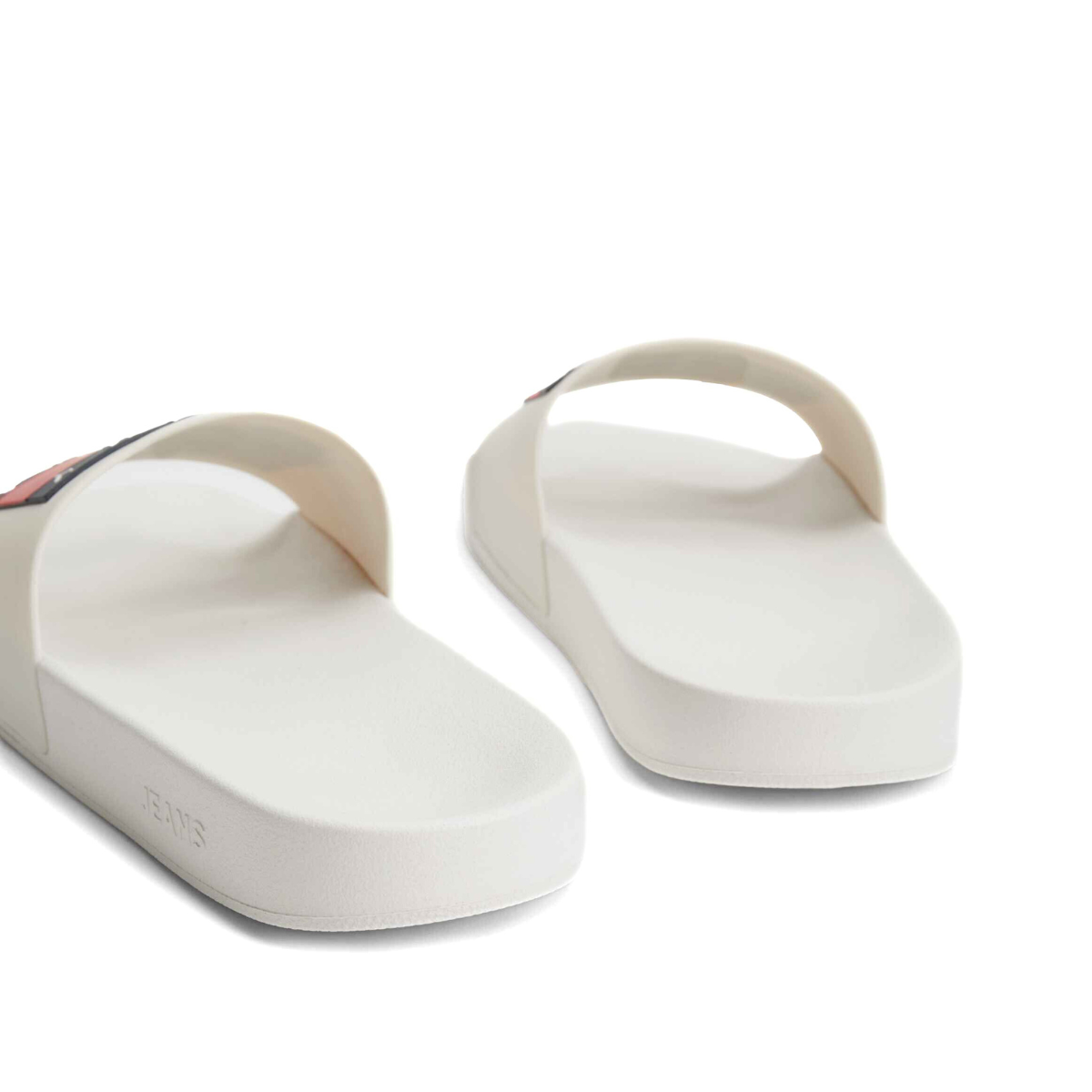Tommy Hilfiger Essential Flag Badge Pool Slides OFFWHT