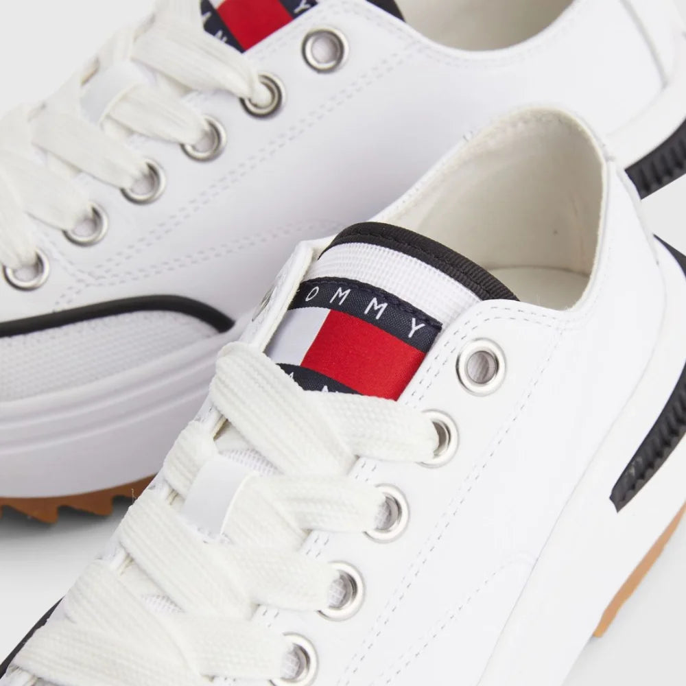 Tommy Hilfiger Flatform Cleat Leather Trainers Women - WHT - Shoes