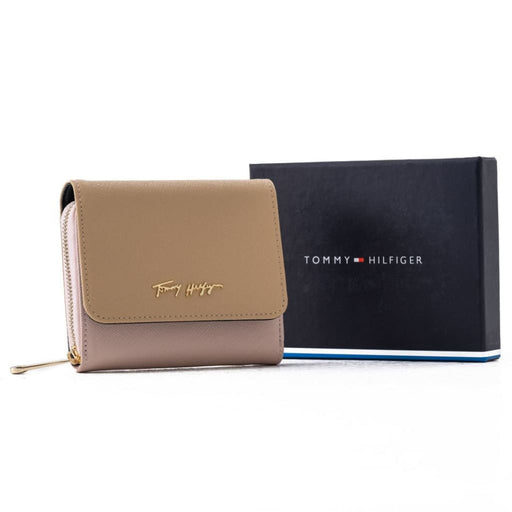 Tommy Hilfiger Iconic Mid Passcase wallets Women - Accessories