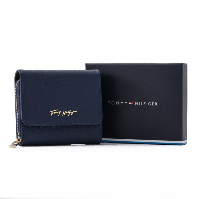 Tommy Hilfiger Iconic Mid Passcase wallets Women - Accessories