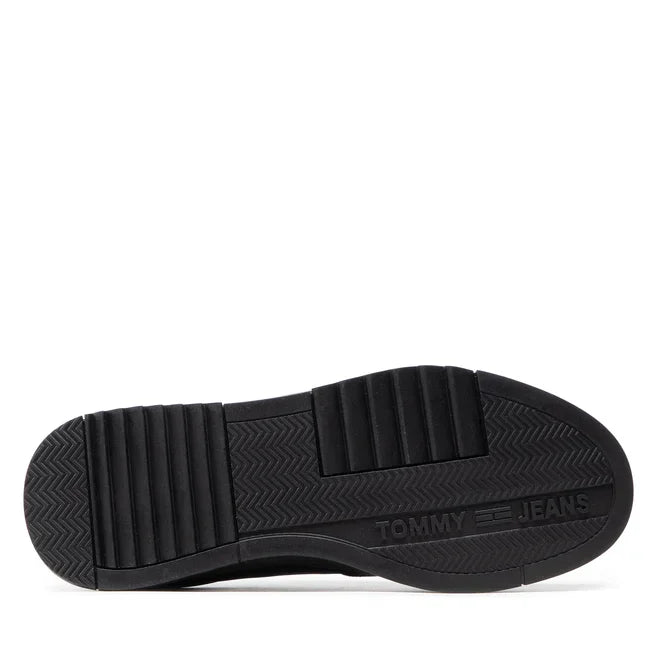 Tommy Hilfiger Jeans Retro ESS Men EM0EM00900-BLK - Shoes